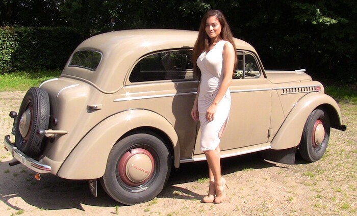 Pedal Classic Video: Ivy driving the 1940 Opel (new) 
